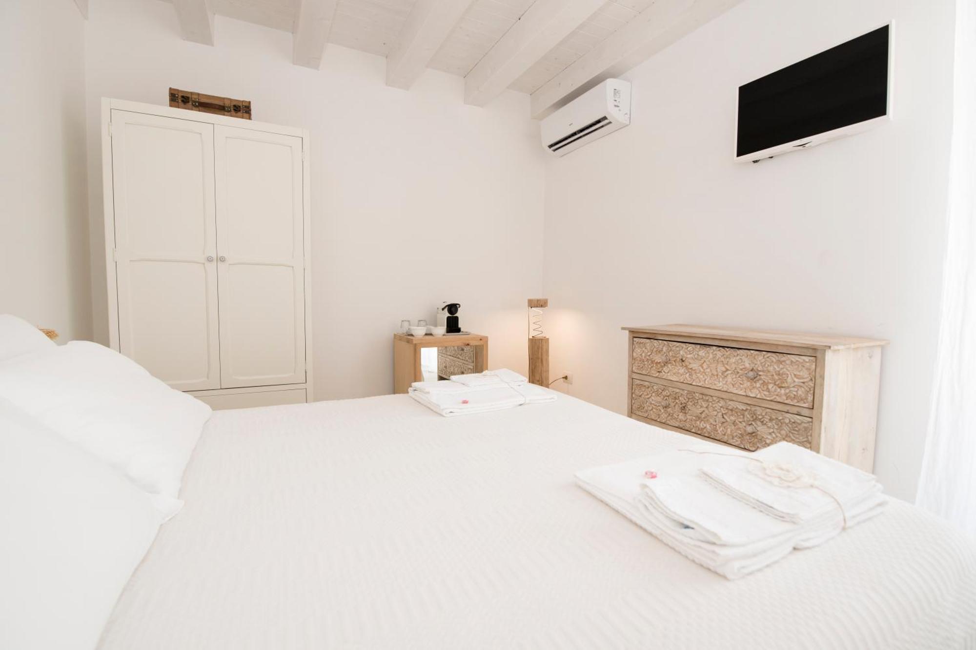 マルツァメミ Casa Memi Bed & Breakfast 部屋 写真